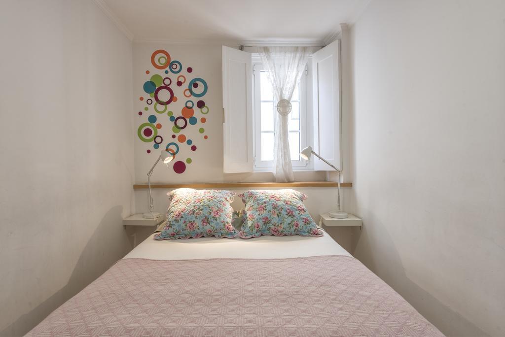 Alfama Doll House Apartment Lisbon